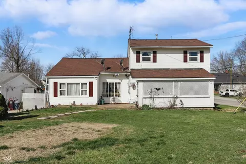 180 N Highland St, Morgantown, IN 46160