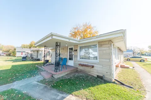 302 E Brown St, Seymour, IN 47274