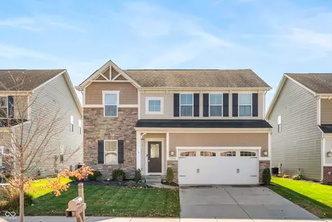 13593 Hawks Nest Dr, Fishers, IN 46037