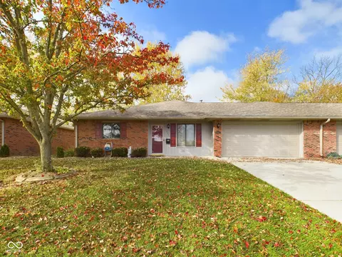 4711 Gleneagle Dr, Anderson, IN 46013