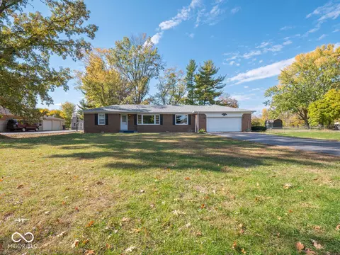 7710 S Oak Dr, Indianapolis, IN 46227