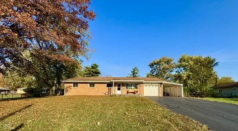 7406 Ridgewood Dr, Indianapolis, IN 46226