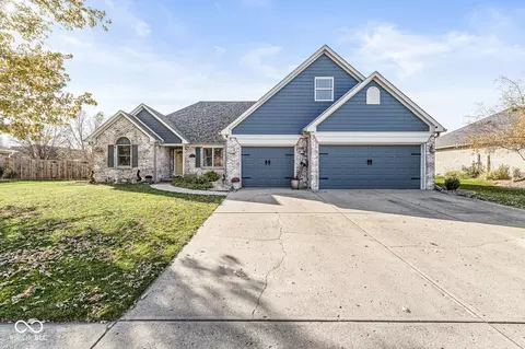 108 Galloway St, Avon, IN 46123