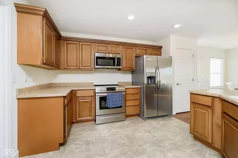 Kitchen - 27002 Arcadia Rd, Arcadia, IN 46030 photo 1 of 3