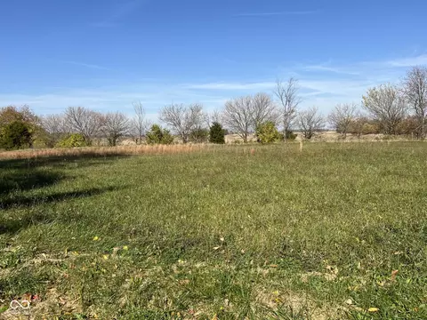000 E Maple St, Straughn, IN 47387