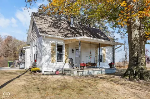 2488 E Short Rd, Veedersburg, IN 47987