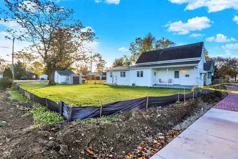 840 S 10th St, Noblesville, IN 46060