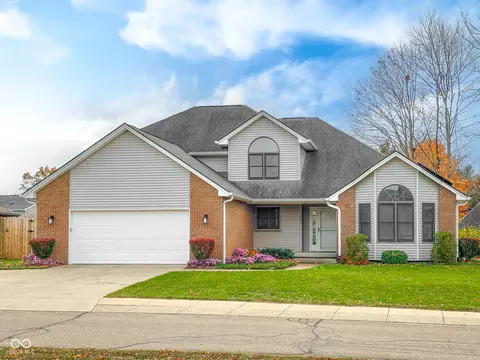 1009 Redwing Dr, Columbus, IN 47203