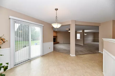 Dining - 9483 W Quarter Moon Dr, Pendleton, IN 46064 photo 2 of 2