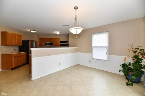 Dining - 9483 W Quarter Moon Dr, Pendleton, IN 46064 photo 1 of 2