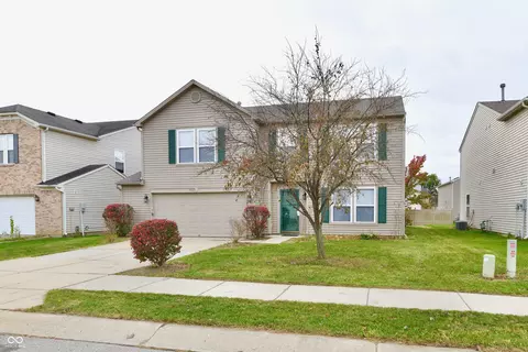 Exterior - 9483 W Quarter Moon Dr, Pendleton, IN 46064 photo 2 of 4