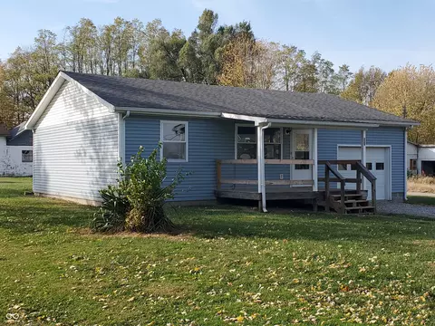 229 N Oxford St, Milroy, IN 46156
