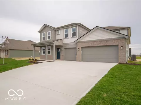 2269 Pine Valley Dr, Plainfield, IN 46168 photo 2