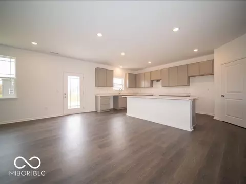 2269 Pine Valley Dr, Plainfield, IN 46168 photo 14