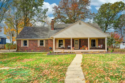 526 Bridge Ct, Fortville, IN 46040