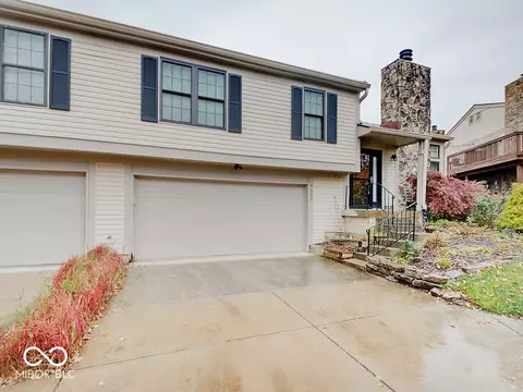 9545 Bay Vista W Dr, Indianapolis, IN 46250