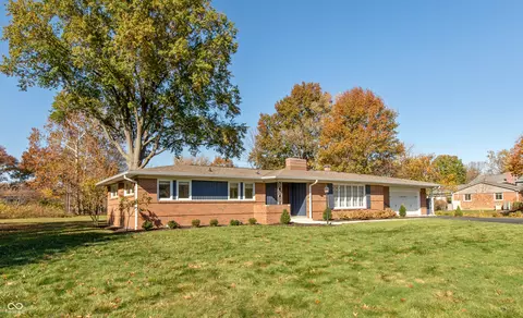 8988 Dunsmuir Dr, Indianapolis, IN 46260