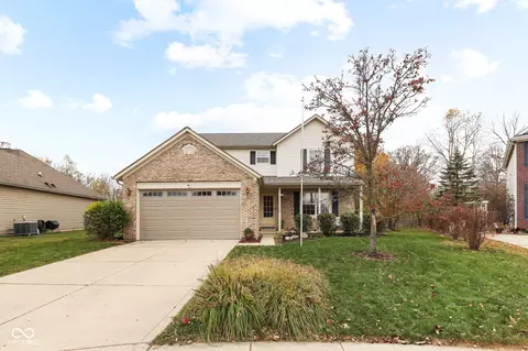 8088 Lawrence Woods Pl, Indianapolis, IN 46236