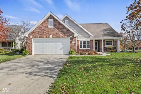 17901 Albany Ct, Noblesville, IN 46062