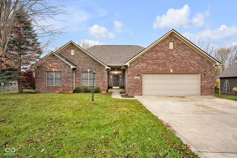 6708 Holloway Rd, Brownsburg, IN 46112
