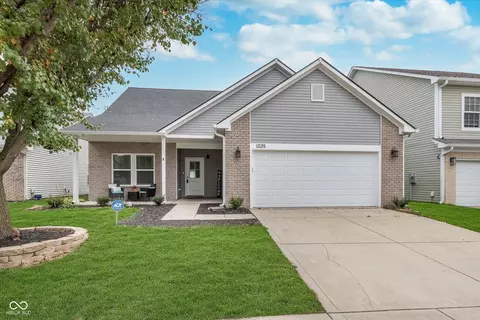 1035 Wendover Ave, Westfield, IN 46074