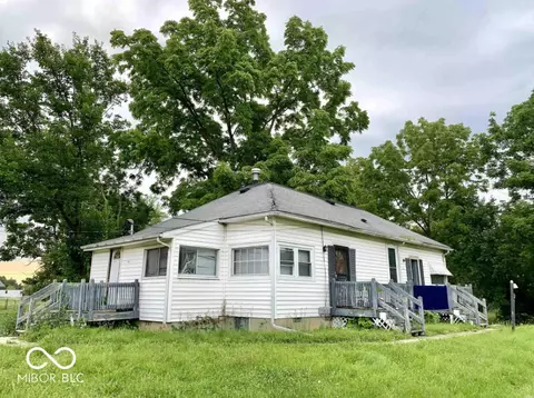 1810 E 6th St, Anderson, IN 46012