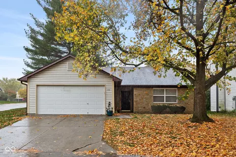 3102 Valley Farms Rd, Indianapolis, IN 46214