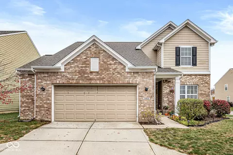 5868 Aldridge Dr, Whitestown, IN 46075