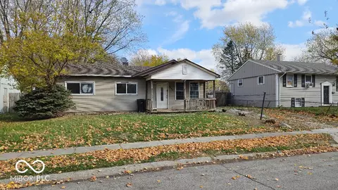8442 Georgiana Ln, Indianapolis, IN 46226