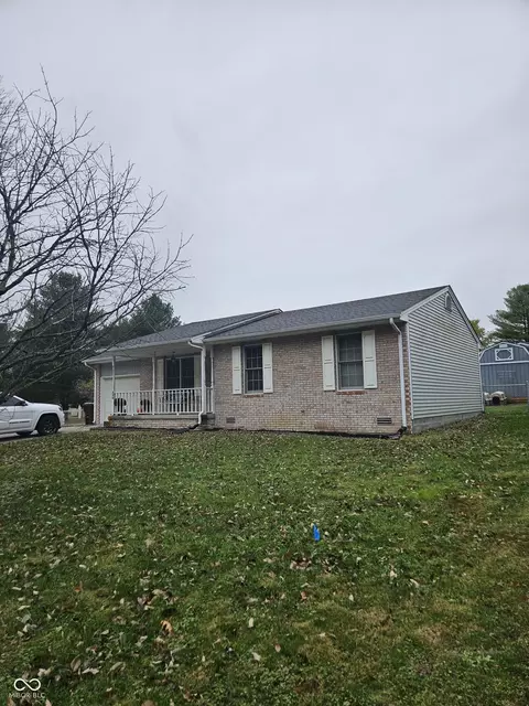 300 Flintwood Dr, North Vernon, IN 47265