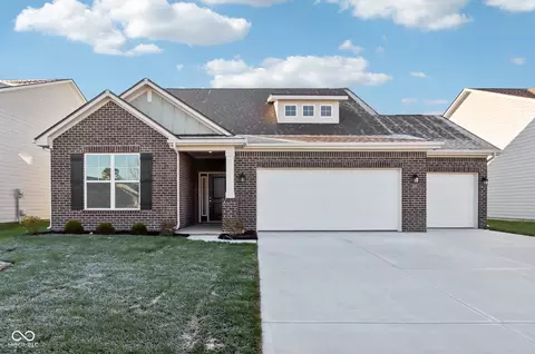 10847 Helmcrest Dr, Indianapolis, IN 46239