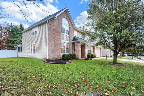 7036 Bluffgrove Ln, Indianapolis, IN 46278