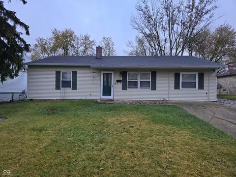 632 Nelson Dr, Mooresville, IN 46158