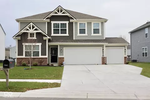 9442 Larson Dr, Pendleton, IN 46064