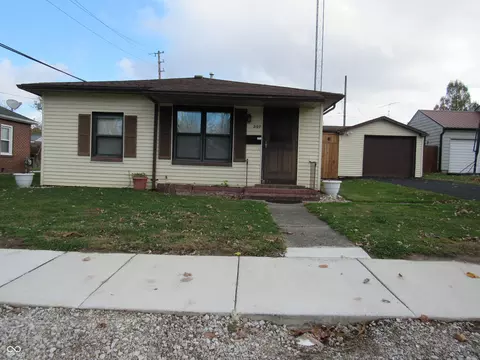 307 Voorhees St, Rockville, IN 47872