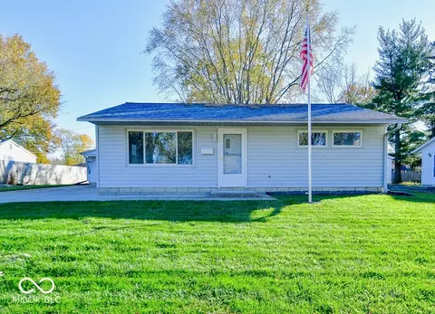 117 Pamela Pkwy, Brownsburg, IN 46112