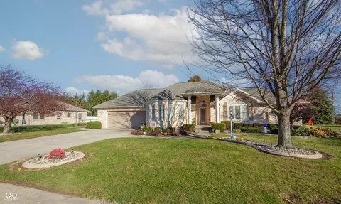 6612 Bluegrass Dr, Anderson, IN 46013