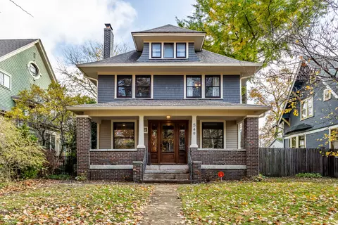 549 Woodruff Pl E Dr, Indianapolis, IN 46201