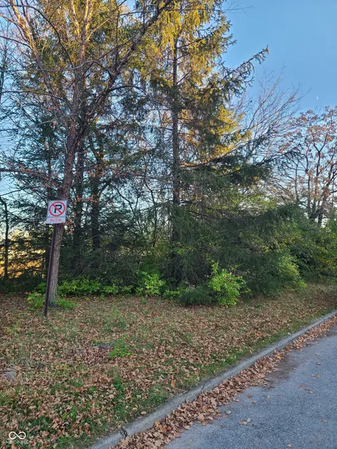 909 Wright St, Indianapolis, IN 46203