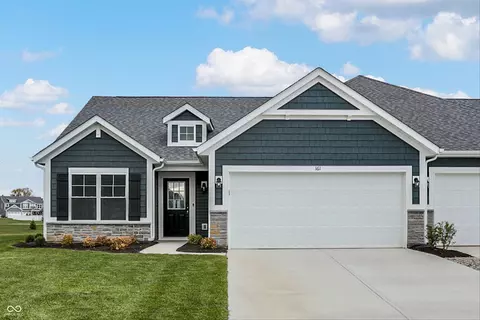 161 Maxim Ct, Cumberland, IN 46229