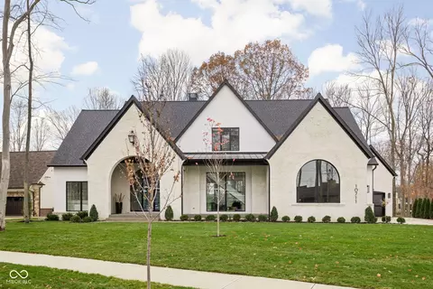 10771 Holliday Farms Blvd, Zionsville, IN 46077
