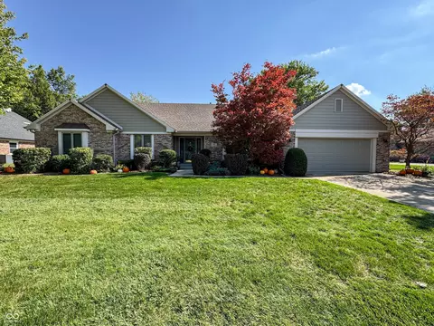1093 N Buckingham Ct, Greenfield, IN 46140