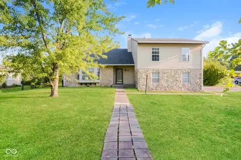 5060 Staughton Dr, Indianapolis, IN 46226