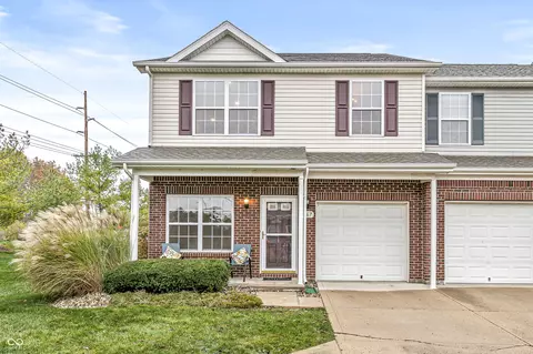 9767 Rolling Plain Dr, Noblesville, IN 46060