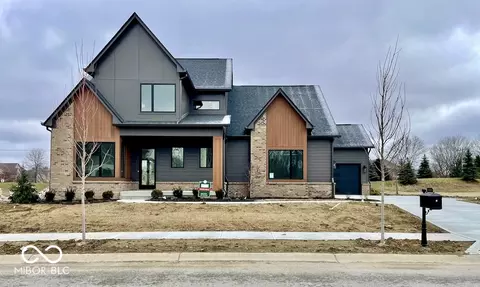 4325 Hamilton Run, Zionsville, IN 46077