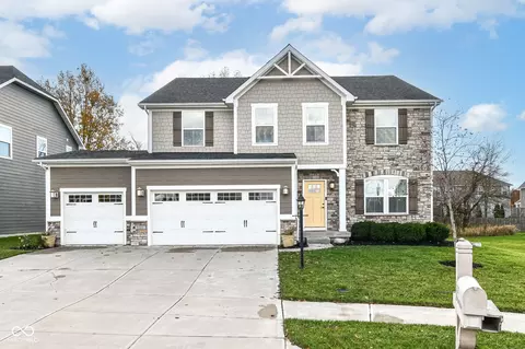 1323 Reichart Dr, Westfield, IN 46074
