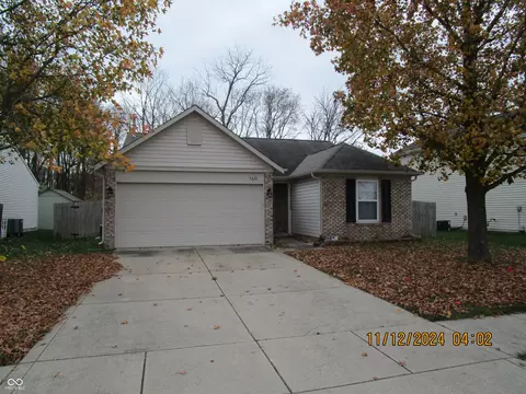 169 Hilltop Farms Blvd, New Whiteland, IN 46184