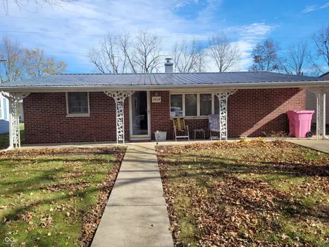 1404 Edgewood Dr, Crawfordsville, IN 47933