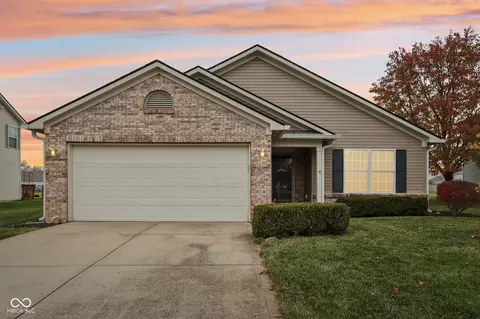 7058 Blue Ridge Dr, Noblesville, IN 46062