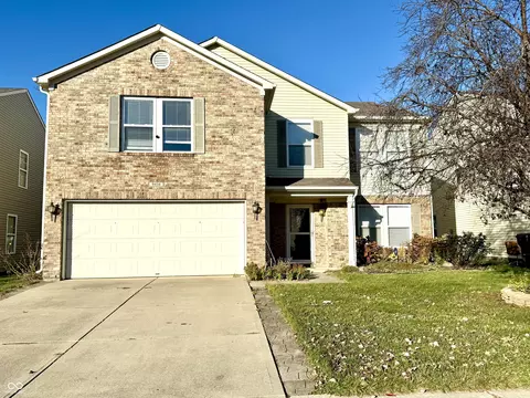9416 W Rising Sun Dr, Pendleton, IN 46064